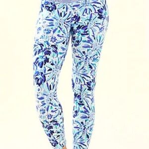Lilly Pulitzer luxletic weekender 24” high rise leggings size small